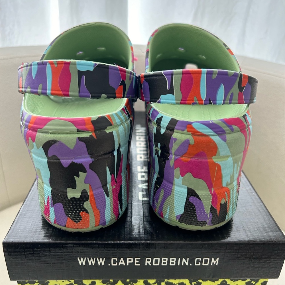 Platform clogs size 10 - Picture 3 of 4